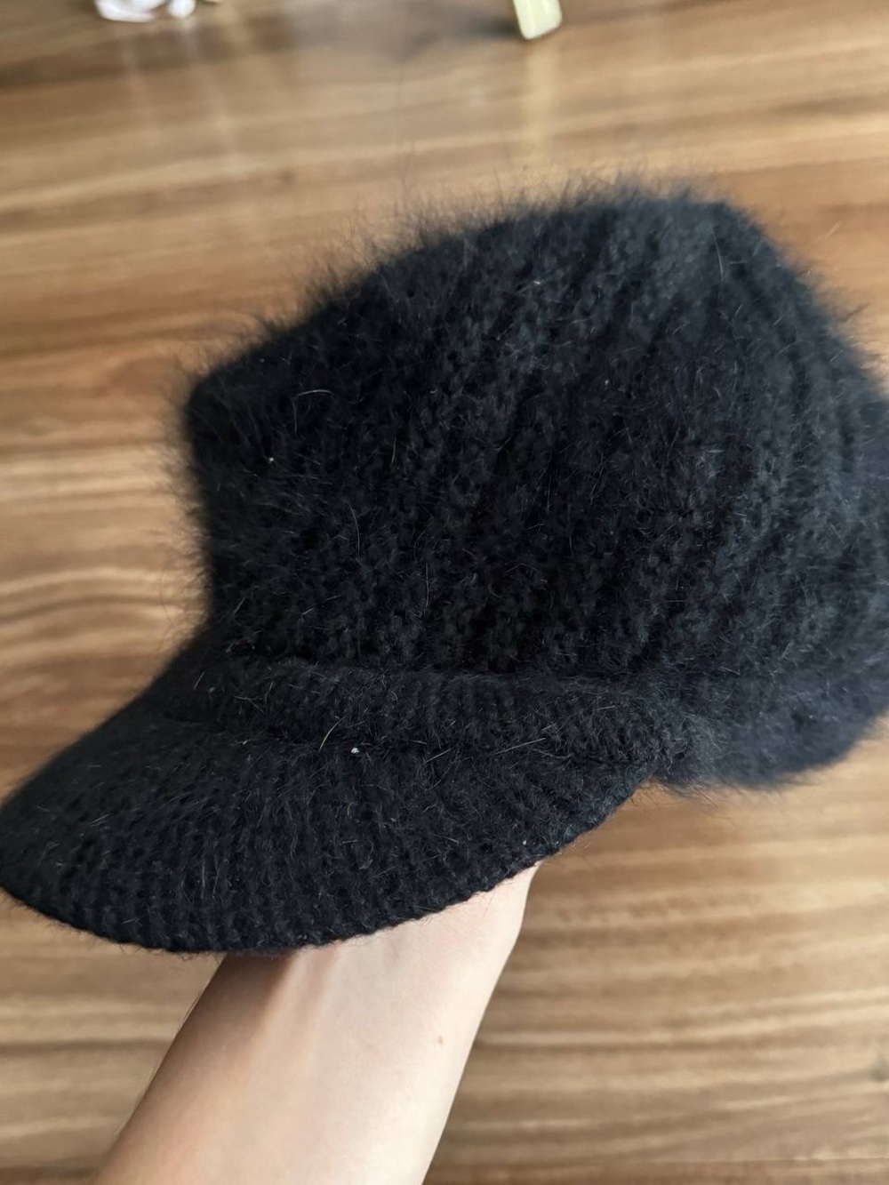 Black Fuzzy Knit Newsboy Cap - Women's Accessory